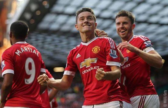 堪称幕后英 堪称幕后英